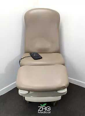 Midmark 646-001 Podiatry Chair W/ Footswitch • $3750