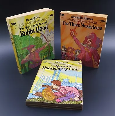 3 Paperback Moby Books Illustrated Classic Editions LOT Huck Finn Robin Hood • $14.99