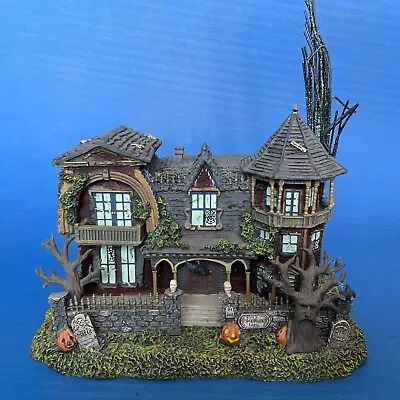 Hawthorne Village The Munsters “1313 Mockingbird Lane” Halloween Building • $120