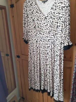 £4.20 • Buy Ladies Dress Size 18
