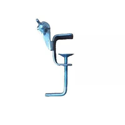 £4 • Buy 1x Knitting Machine Table Clamp