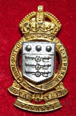 £2 • Buy Royal Army Ordnance Corps (RAOC) Officer's Silver & Gilt Cap Badge