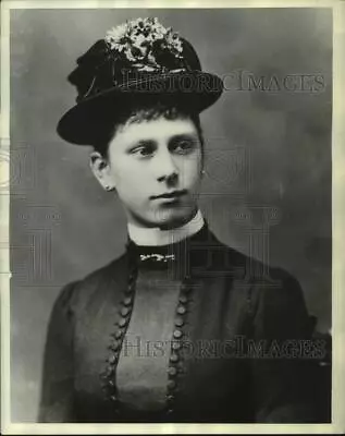 1887 Press Photo Queen Mary Princess Victoria Mary Of England - Pip02310 • $16.99