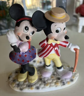 $16.75 • Buy Vintage Walt Disney Productions Mickey Mouse And Minnie Mouse Porcelain Figurine