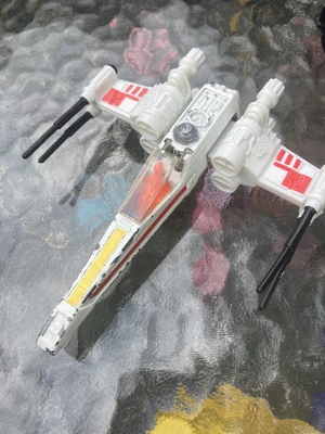 $75 • Buy 1978 KENNER STAR WARS BATTLE DAMAGE X-WING FIGHTER-VINTAGE Not Complete