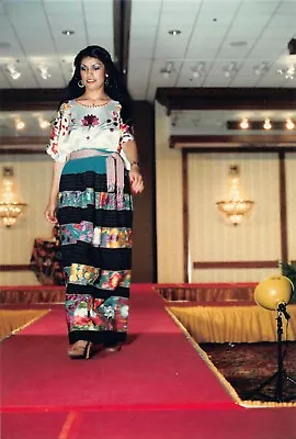 Vtg 80s Photo Model Modeling Spanish Mexican Fashion Show Marriot Hotel #43 • $4