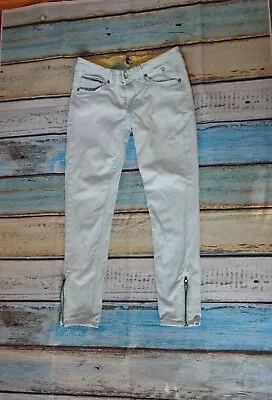 Womens Vintage Tommy Hilfiger Cropped Jeans Natalie Zip Icy Blue 29  Waist • £10