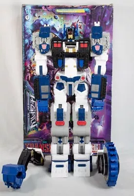 F2986 Transformers Legacy Series Titan Cybertron Universe Metroplex Robot Toy • $99.30