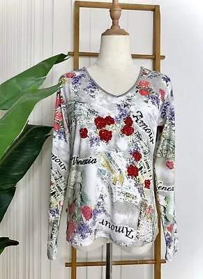 Save The Queen Floral Print Top With Beaded Floral Detail Size XL (12)  • $34.30