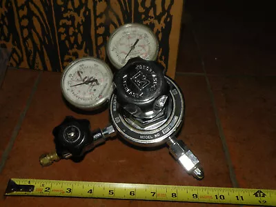 Matheson 3102A Regulator W/ Gauges • $40