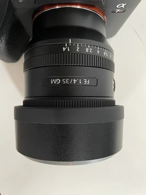 $1700 • Buy Sony FE 35mm F/1.4 GM Wide Angle Lens