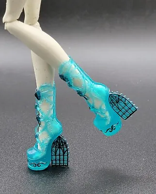 Monster High Fang Vote Rochelle Goyle Doll Shoes • $24.99
