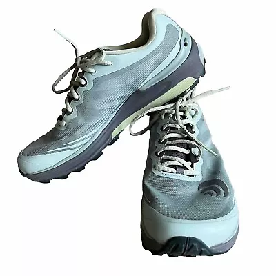 TOPO MTN RACER 2 WOMENS TRAIL SNEAKERS RUNNING SHOES VIBRAM MOSS GREY Size 10.5 • $65