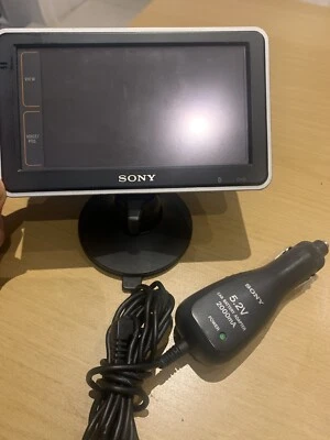 £14.99 • Buy Sony NAV-U93TW GPS + Holde+ Genuine Sony XA-DC3-5-2V-2000mA Car Power Adapter