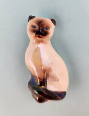 Vintage Avon Siamese Cat Cameo Pin Brooch Blue Eyed • $9.98
