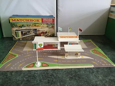 B276-matchbox Mg-1 Service Station With Forecourt And Box • $68.37