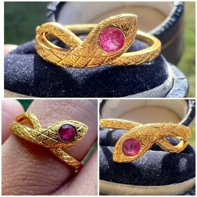 Rare Vintage SOLID 18K Yellow Gold  GENUINE Ruby Snake Ring HIGH END • $650