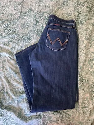 Wrangler  9/10 Ladies Jeans  • $24