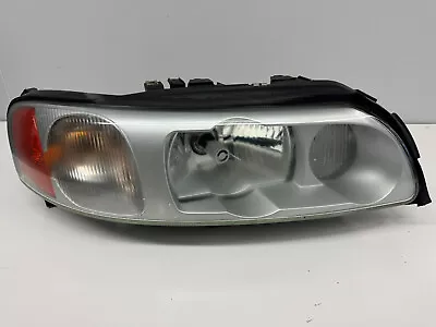 04-07 Volvo S60R V70R Right Passenger Side Xenon Headlight Assembly 30698824 • $575