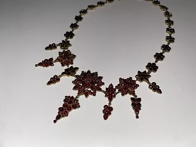 VICTORIAN BOHEMIAN ROSE CUT GARNET NECKLACE. 19th Century. • $1400