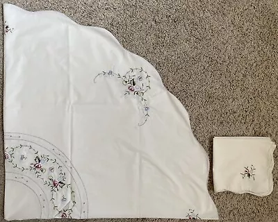 Round Embroidered Tablecloth 60” W/ 6 Matching Napkins Pastel Flower & Butterfly • $39.99