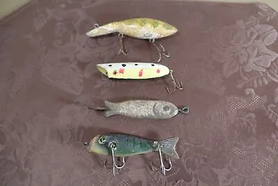 Antique Lures Lot Of Four. Unbranded/one Hand Painted Colors Yellow Green White • $44.95