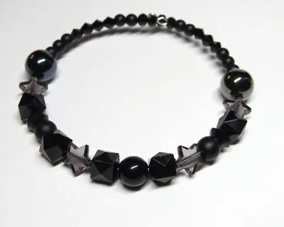 MEMORY WIRE BANGLE WITH BLACK ACRYLIC BEADS....sm0396 • £4