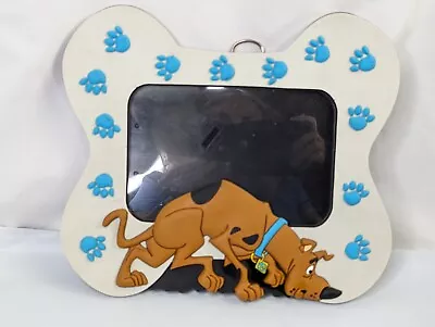 Hanna Barbera Scooby Doo Vinyl Picture Frame Paw Prints 2001 • $17.95