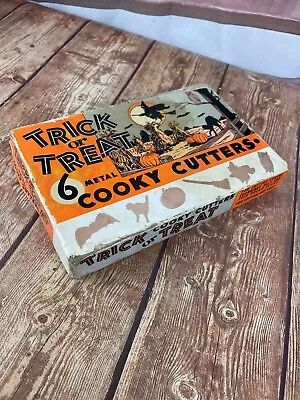 Vintage Trick Or Treat Set Of 6 Metal Halloween Cooky Cookie Cutters With Box • $17.45