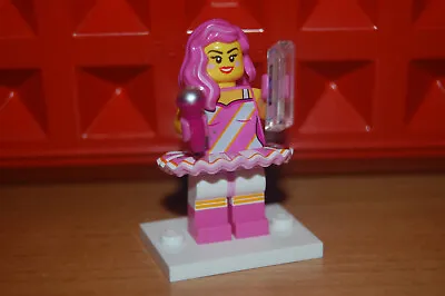 Lego Movie 2 Minifigure: Candy Rapper W/ Accessories Tlm158 Coltlm2-11 • $4