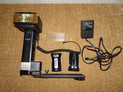 £75 • Buy Metz 45 CL-1 Hammer Head Flash + Battery Working Prop In Theatre Or TV.