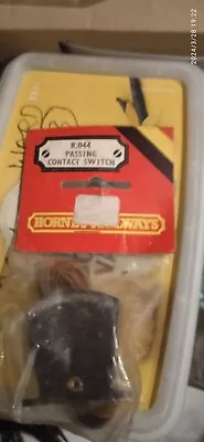 Hornby R.044 Or R.047 Lever SWITCH & POWER CABLES NEW IN PACK. • £9.99