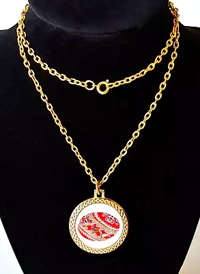 VINTAGE FABERGE EGG FLAT REVERSIBLE PENDANT NECKLACE Gold Tone Red Blue Brown • $15