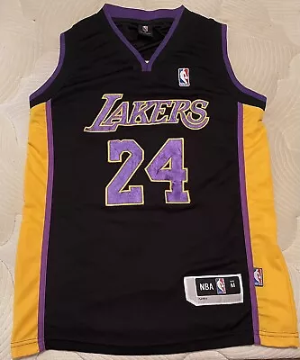 NBA Kobe Bryant #24 LA Lakers Basketball Jersey Men’s Size Medium • $70