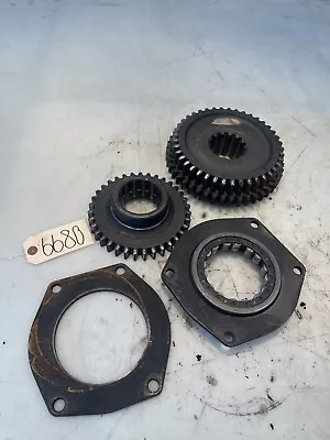 1961 Farmall IH 560 Diesel Tractor Transmission Pinion Shaft Gears & Retainer • $37.50