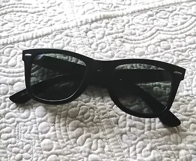 Vintage Original 1980s B&L RayBan L2008 Wayfarer  • $420