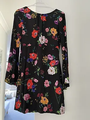 Zara Floral Dress Size XS (8) • $15