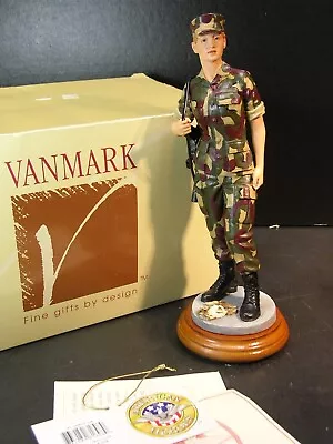 Rare!! #1/0579  Vanmark American Heroes Figure Moving Out  Female Sodlier • $29.99