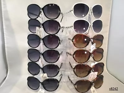 X8242 Women Fashion Sunglasses Wholesale 12 Pairs • $14.99