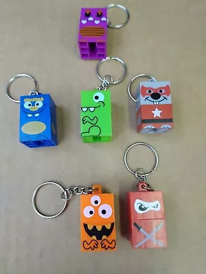 Stackerz Building Block Dinosaurs Character Key Chains 2 Pieces Lot Of 6   • $6