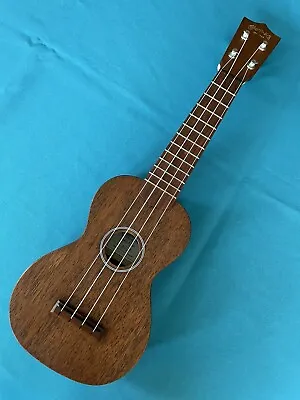 Martin & Co. S-O Uke Soprano Ukulele Comes In Original Case Solid Mahogany • $200