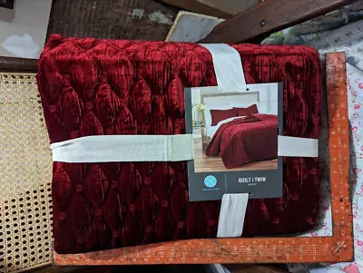 Quilted Red Velvet Twin Bed Spread Martha Stewart Tufted Diamond Coverlet Blanke • $89.99