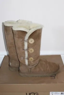 Ugg Australia Women’s 100% Genuine Bailey Button Triplet II Sheepskin Boots • £75
