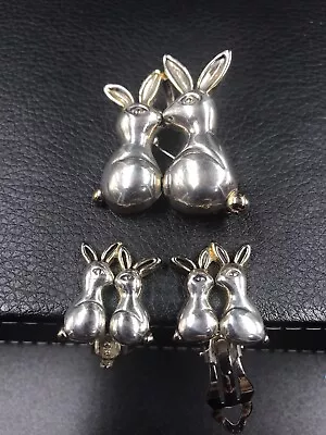 MJ Kissing  Bunny Rabbit Pendant/Brooch Pin & Earrings • $7.99