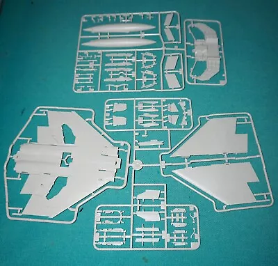 F-4B Phantom II Tamiya 1/48 61121 Sprues AP Etc. • $12.99