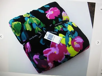 Vera Bradley Blanket 80 X 50  HILO MEADOW  Beautiful Pattern Incredibly Soft NEW • $38.99