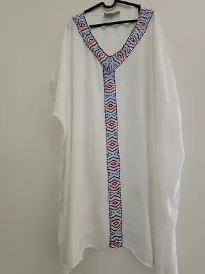 Autograph Plus Size 20 White Kaftan Beach Cover Dress Embroidered  Knee Length  • $45