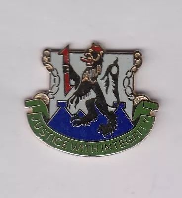 US ARMY AREA CONFINEMENT FACILITY MANNHEIM GERMANY MP Crest DUI Badge C/b G-23 • $6