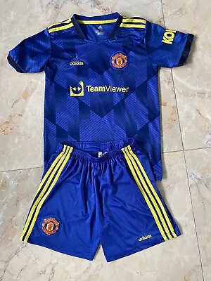 MAN UTD ADIDAS FOOTBALL SHIRT & SHORTS 2021/22. Size Boys 13-14 Years Old/164cm • £15.99