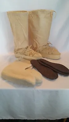 WW2 WWII 1944 Rare Mukluks Canvas Boots Wool Liners Insoles Medium New Old Stock • $150